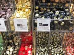 -VENCHI 闻绮(北京国贸商城店)