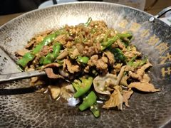 -费大厨辣椒炒肉(万家丽一店)