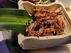 胡味油爆虾-桂满陇天书(南京德基旗舰店)