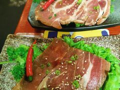 -喜牛烧肉酒场·黑金店(威高广场店)