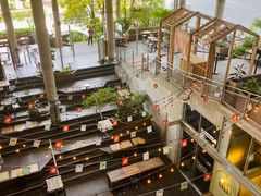 -ROAST coffee & eatery