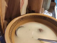 -富正毅三下锅·湘西韵味(天门山索道店)