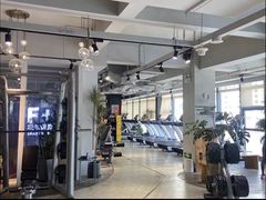 -F+轻食健身赋能空间(中华北路国贸商场店)