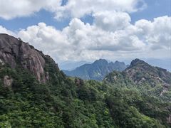-黄山光明顶山庄