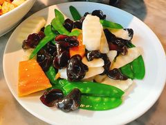 -雀蓝川菜(奥体广场店)