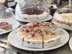 -Pie Bird(新闸路店)