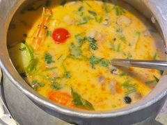 -大头虾越式风味餐厅(光明广场店)