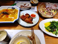 -临界音乐酒馆·小龙虾·江湖菜(华熙LIVE·鱼洞店)