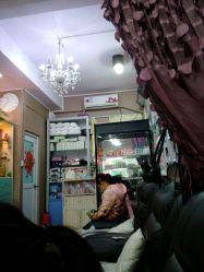 -生活指亮美甲店