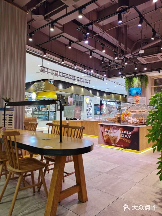 巴黎贝甜(华堂新辰汇店)大堂图片