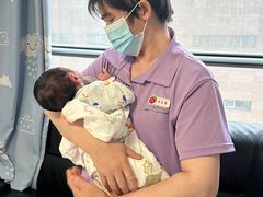 -秋歌护理·月嫂·育儿嫂(浦东医院店)