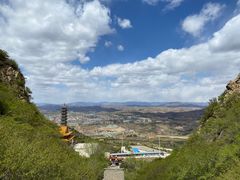 -鸡鸣山旅游风景区