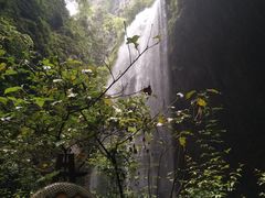 -龙水峡地缝景区