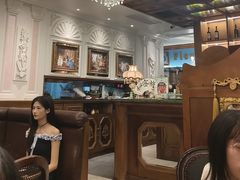 -秘密旅行Bonjour(黑金冠 江南西店)
