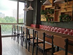 大堂-比格比萨(国际能源店)