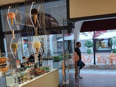 -VENCHI 闻绮(上海佛罗伦萨小镇店)