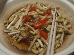 砂锅花生苗-忆江南·临江鱼馆