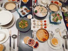 -红鼎豆捞·非遗鲍皇汤火锅(宝丰路店)