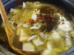 -周鱼小馆石锅酸菜鱼(活力汇店)