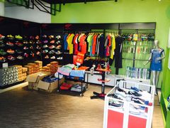 -佰德观岚记羽毛球馆