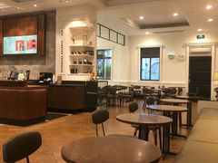 大堂-星巴克臻选(广州沙面店)