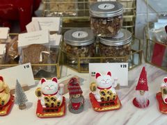 -Fridi Patisserie Cafe