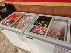 -江南猪肉商会无限续吃(弘大店)
