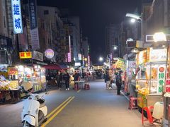 -六合夜市