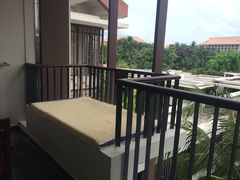 -三亚湾海居铂尔曼度假酒店