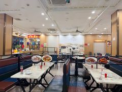 -红色湘菜馆(春风店)