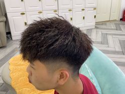 -米娜护肤造型
