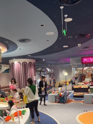 -奈尔宝家庭中心·亲子餐厅(北京东坝万达店)