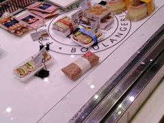 -巴黎贝甜(宜山路店)