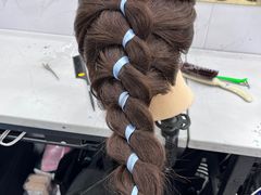 -首脑美容美发化妆美甲培训学校(龙岗校区)