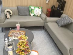 -视野联行眼镜·蔡司·尼康·豪雅·依视路(青浦宝龙店)