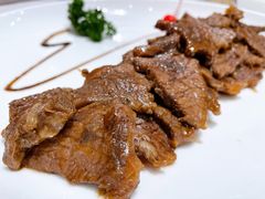 香煎小牛肉-新吉士·上海菜(浦东LCM置汇旭辉店)