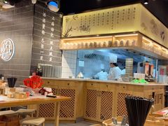 -馋三尺蟹粉小笼(人民广场店)