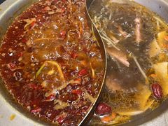 -沸炉重庆老火锅(军事博物馆店)