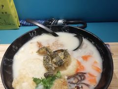 -渔米丰·广府鱼汤米线(光明广场店)
