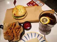 -必胜客(松雷店)