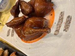 玻璃乳鸽-粤·向群饭店(泮塘路店)
