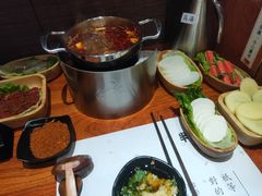 牛油辣锅-独食火锅·半米屋台(直营总店)