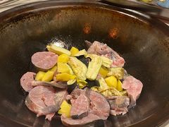 -小火炕铁锅炖鱼