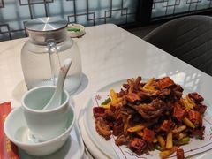 -乔家小院•非遗驴肉•本地小海鲜(滨河路店)