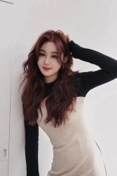 -变画·发型STUDIO