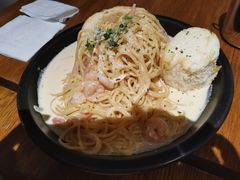 面包奶油意面-机器人火炉披萨