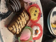 -阪尚皇·原切牛排·烤肉火锅自助(北京路店)