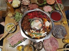 -周幺妹重庆老火锅(银泰城总店)