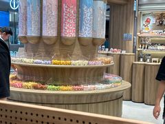 -泡泡玛特POPMART(国金街店)