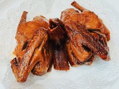 烤乳鸽-熠盛粤味·顺德桑拿鸡(永康路店)